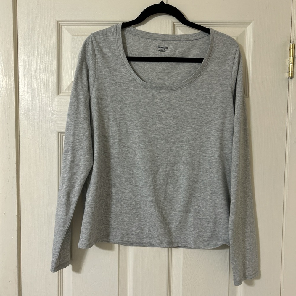 No Boundaries Light Gray Long Sleeve Top
